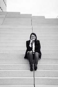 Foto Stefanie Anders auf Treppe